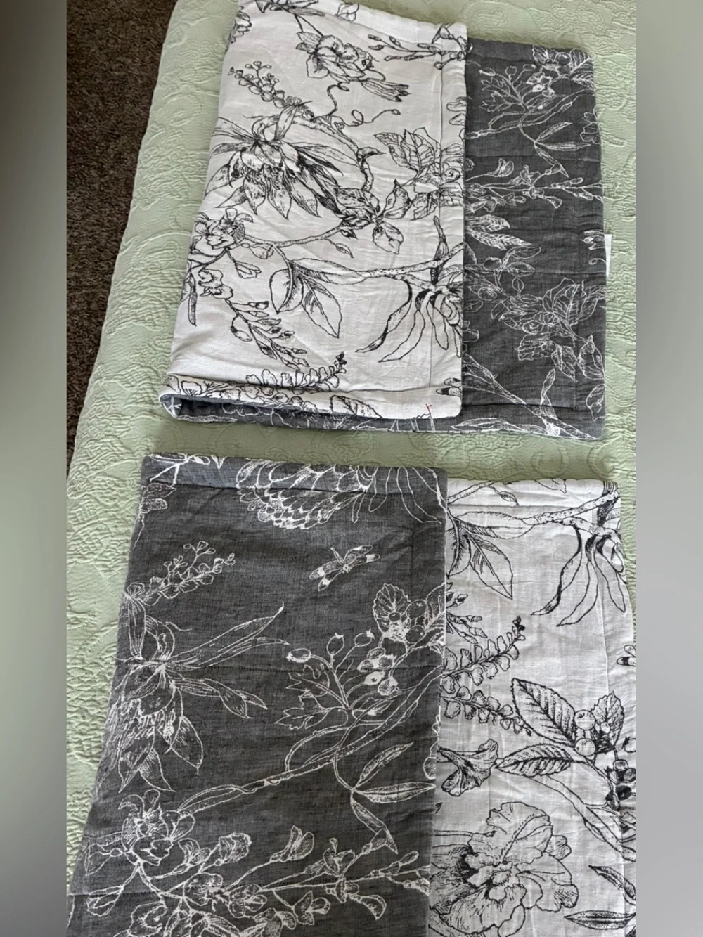 BEDDY’S Cotton Grey/White Standard Pillow Shams. NWOT Large Floral Print. NWOT
